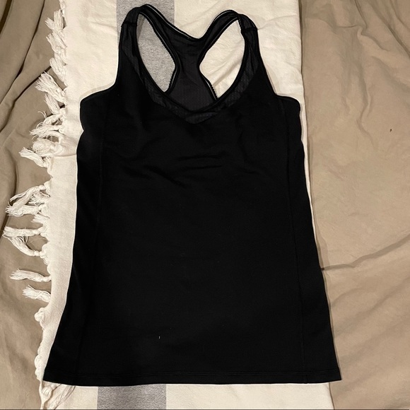 Lululemon Tank - built in bra - Picture 2 of 9